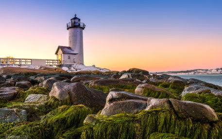 Annisquam_Harbor_Light_Seaweed_Waterfalls